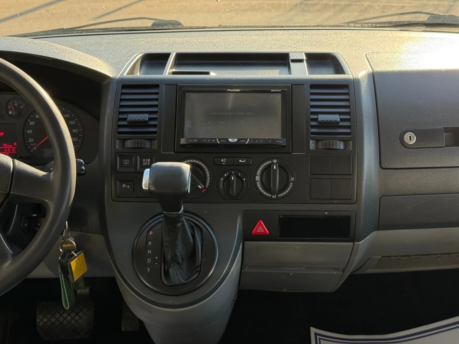 VW Transporter 2.5TDI АВТОМАТИК! — снимка 12 от 14